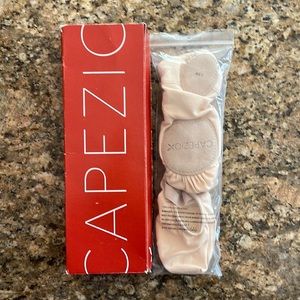 Capezio Hanami ballet shoes size 7.5M